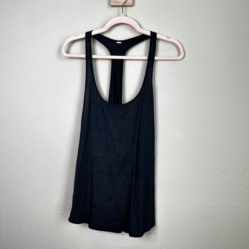 Lululemon Essential Tank Black Striped Racerback Top Scalloped Trim Size 8? Yoga